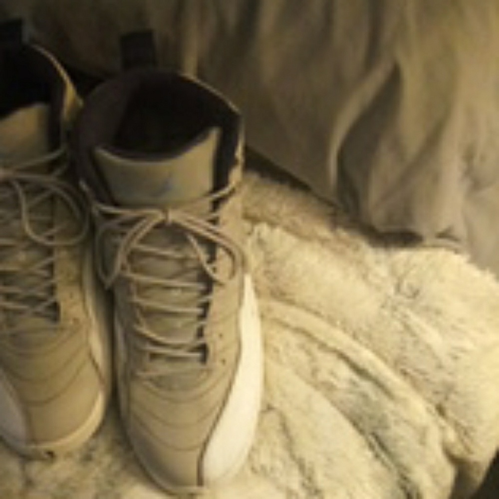 Mens size 11.5 Jordans